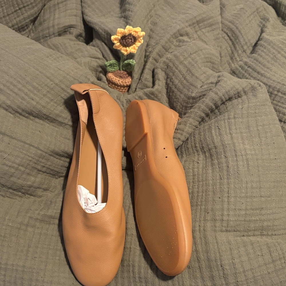 Everlane Tan Women's Flats